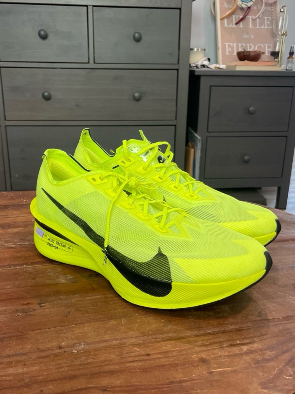 Nike Vaporfly 4 🚨 RACE DAY CARBON PLATED! Sz 12.5 DEADSTOCK NO BOX